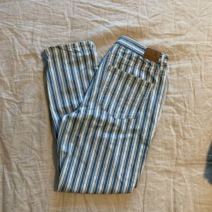 American Eagle (size 6) Striped Pants